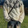 OBM Autumn And Winter Men’S Sweater – Casual Vintage Style Round Neck Raglan Sleeve Snowflake Design Jacquard Pattern – Loose Fashionable Holiday Style Knitted Pullover, Comfortable Inner Layer Suitable for Daily Holidays And Street Sports Outfits –